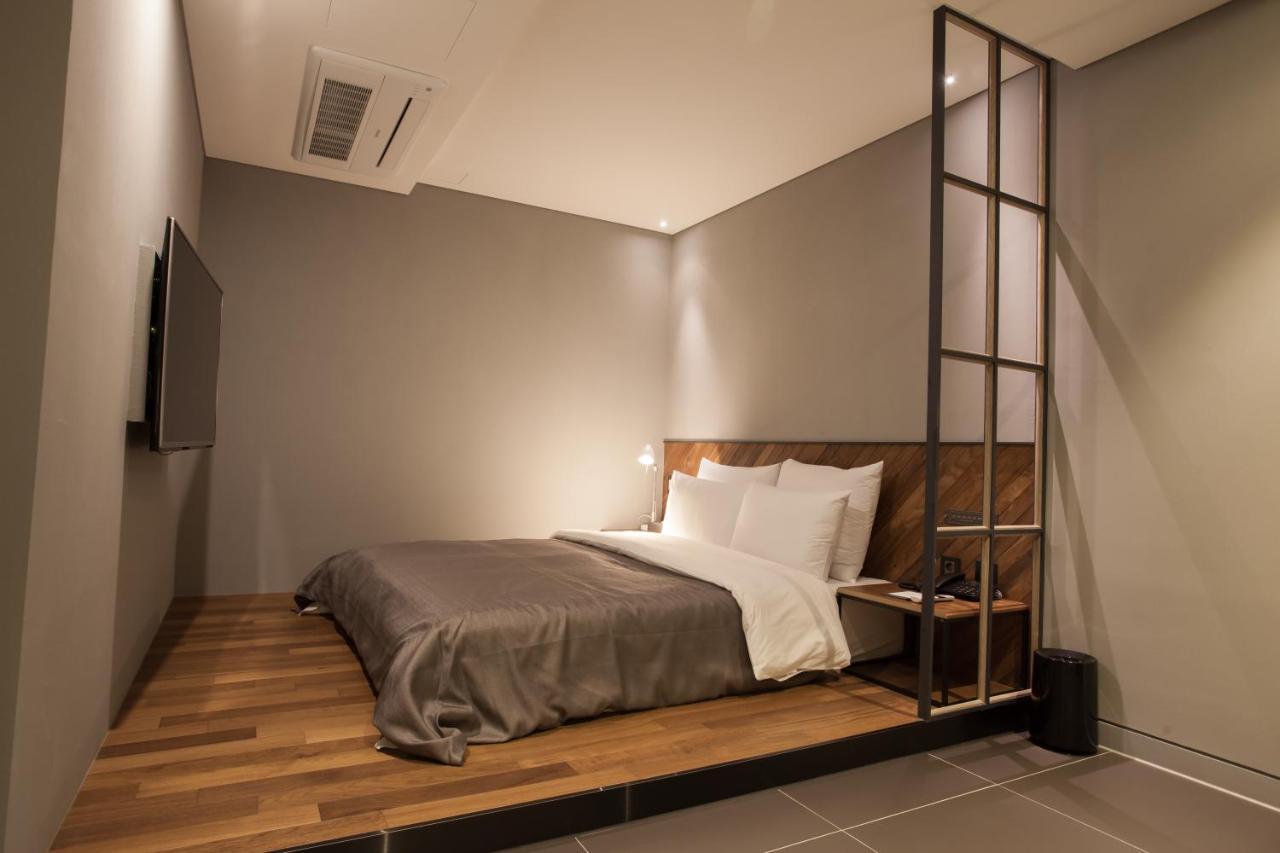 Hotel Gaden Suwon Esterno foto
