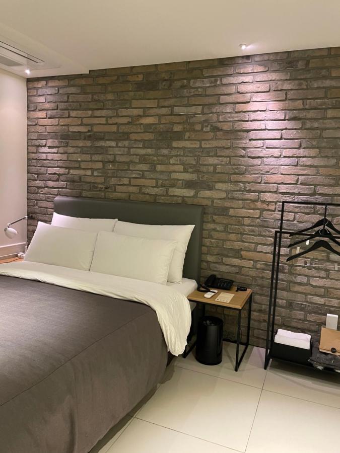 Hotel Gaden Suwon Esterno foto