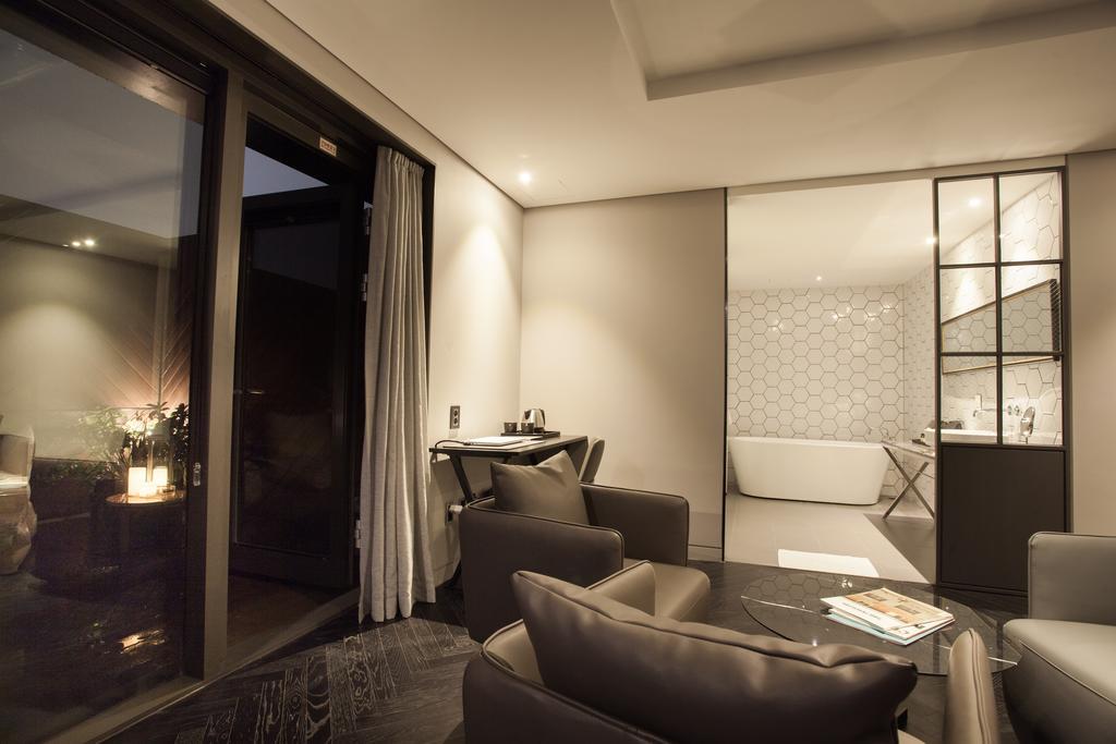 Hotel Gaden Suwon Esterno foto
